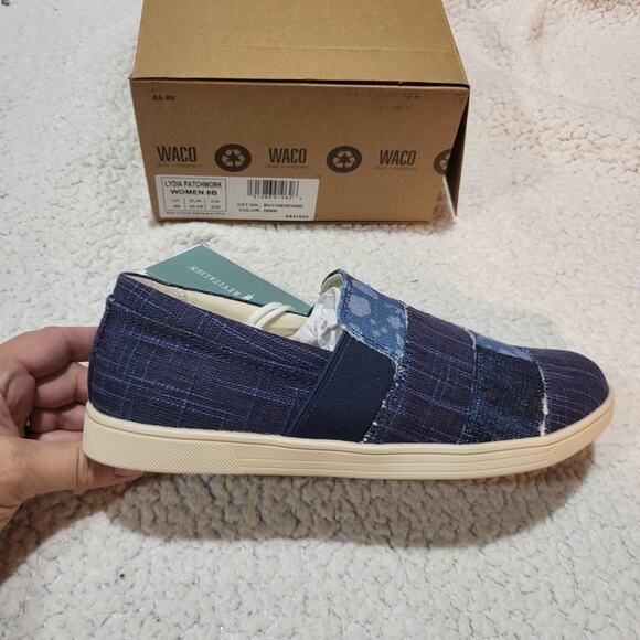 NEW REVITALIGN Women's Lydia Patchwork Sneaker Denim SIZE 8 - Picture 2 of 6